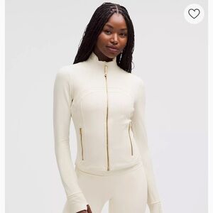Lululemon Define Cropped Nulu Jacket